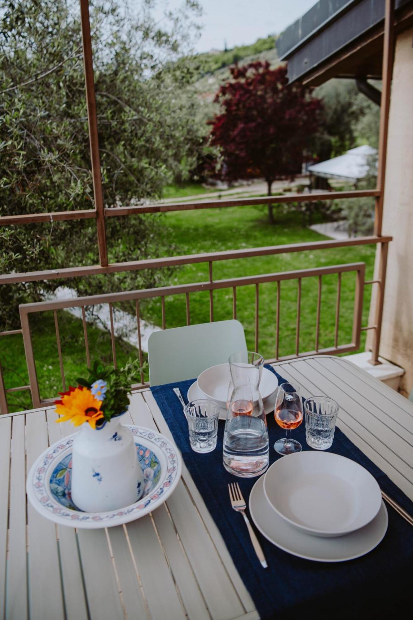 Campolivo Apartman Gargnano Kültér fotó